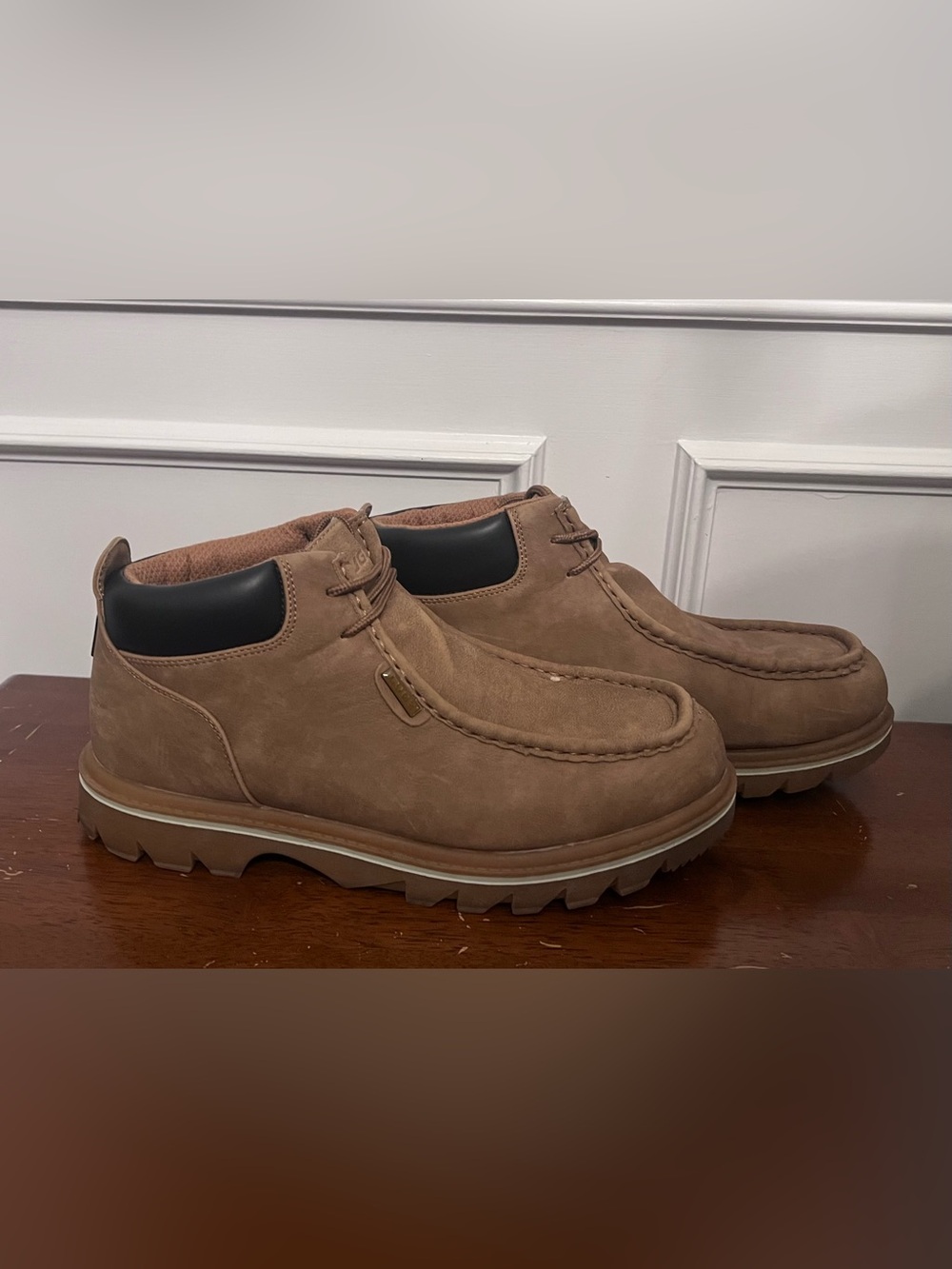 Lugz Suede Chukka  Boots size 13